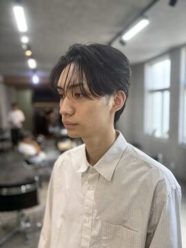 サクラ 岐阜(SAKURA) ナチュラルセンターパート/岐阜メンズカット