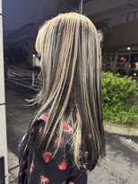 ナループロアポンテ(Nalu pu loa PONTE)&nbsp;ロングレイヤーカットアンブレラカラー抜きっぱなしブリーチ