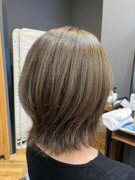 アルター(aL ter) ボブレイヤー［切りっぱなしボブ/美髪/ピンクブラウン/鎌取］