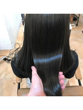 ラーヴァ(raaba.) 髪質改善SILK(プラチナ)高濃度水素ヒト幹細胞トリートメント