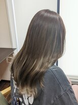 レアナ バイ ニーナ(Leana by NINA)&nbsp;プルエクステでロングヘア　札幌西区美容室「レアナ」