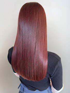 プリモ ココ 鍋島店(Primo coco.) 髪質改善ストレート チェリーレッド ロングヘア 艶カラー
