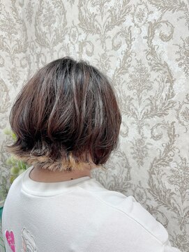 キキ(kiki) くびれボブ&姫レイヤー