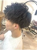 緩めなスパイキーショート