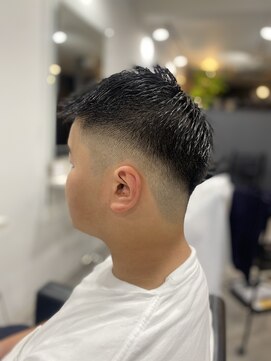 トゥーレ(Tule) メンズフェードカット