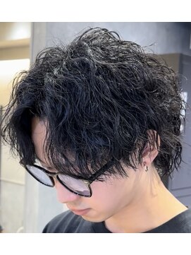 ベル 桑名(BHEL) 三重桑名波巻きパーマウルフ/波巻きパーマセンターパート