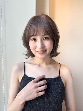 ソト 銀座(soto.) ミディアムレイヤーカット/大人ガーリー/ダークアッシュ/銀座