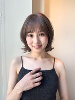 ソト 銀座(soto.) ミディアムレイヤーカット/大人ガーリー/ダークアッシュ/銀座