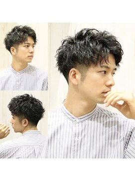 ヨシザワインク プレミアム 横浜 桜木町店(YOSHIZAWA Inc. PREMIUM) ツイスパツイストスパイラルパーマ波巻きアップバング理容室