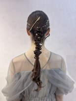 レイドバック(LAID BACK)&nbsp;お呼ばれ編みおろしヘア♪