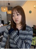 明るめベージュ×ミディアムレイヤー