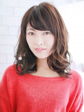 ヘアメイク ナル(hair make nalu) 動きのある柔らかいカール