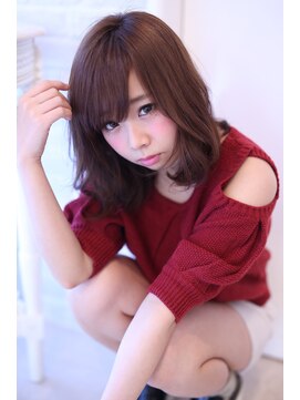 リリークラウン(Lily Crown) 伸ばしかけボブ