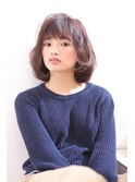 清楚さが人気!フェミニンが漂う大人ボブ