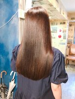 シック(Chic)&nbsp;シースルバングミルクベージュフェザーバングくびれミディ