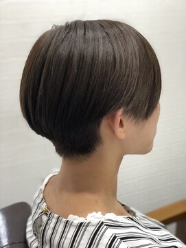 アトリエナガノ(atelier nagano) ショートボブ/ニュアンスカラー/センターパート/ブルージュ