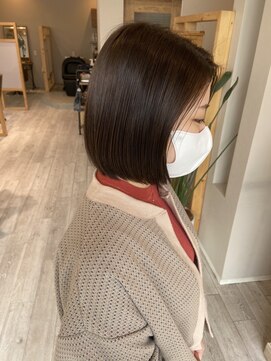 キキ(kiki) 艶感ナチュラルブラウン＊#ベージュカラー#三重