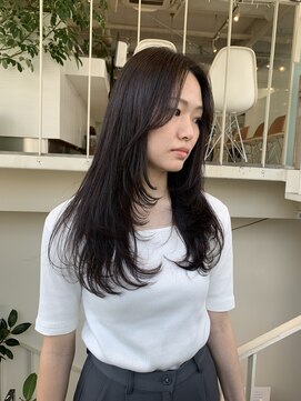 アクアオモテサンドウ(ACQUA omotesando) ◇前髪無しロングウルフカット