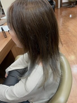 アローズ 新さっぽろサンピアザ店(HELLO'S) グラデーショングレージュ