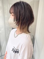 ツイギー 歩行町店(TWiGGY) 【ホワイトグレーインナーカラー ウルフカット 顔周りレイヤー】