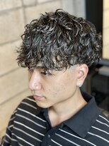 フランクスバーバー アンド ビアークラブ(FRANK'S BARBER and BEER CLUB)&nbsp;プードルパーマスパイラルパーマメンズパーマツイストスパイラル