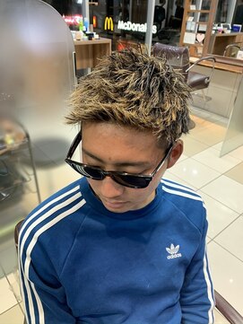 クリアオム 獨協大学前店(CLEAR homme) ハイライト×アップバング