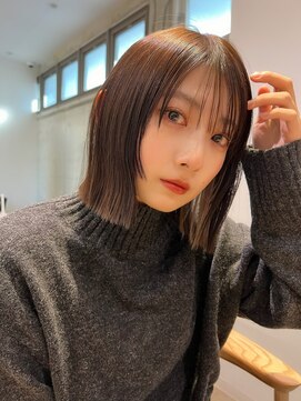 ガーデン オオタカノモリ(garden otakanomori) 20代30代40代に向けたストンと落ちるストレートボブ