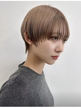 ヴェイン 渋谷(vain) マッシュショート ミルクティーベージュカラー