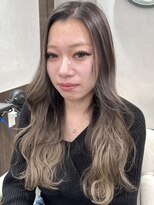 ベルヘアーデザイン 堺東(Belle hair Design)&nbsp;レイヤーカットハイライト韓国風アディクシーカラー堺東オリーブ