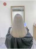 ホワイトベージュ