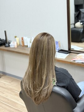 プライ(Pri) 白髪ぼかしハイライトバレイヤージュ　20代/30代/40代/50代/60代