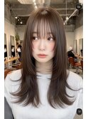 ミディアムハイレイヤーマレットヘアバタフライカットシャギー