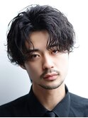 緩めのシャドウパーマ毛流れMIXセンターパート
