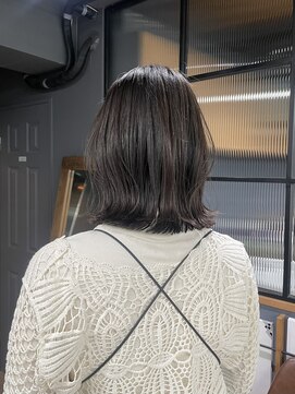 ロフティー 清澄白河(LOFTY) くびれミディアム/ミディアムレイヤー/ダークアッシュ/清澄白河