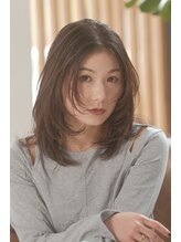 #1 大人女性の魅力を引き出す、上品レイヤーカット