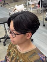 グリードヘアー(greed hair)&nbsp;ニュアンスパーマ刈り上げセンターパートメンズ