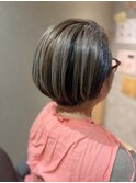 ショートボブ