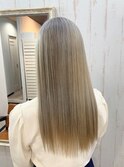 プラチナブロンド×ロング