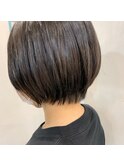 ショートボブ