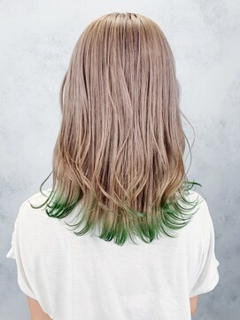アイティーバイアルバム 下北沢店(IT by ALBUM) 裾カラーグリーン_ピンクブラウン切りっぱなしボブ_ba351401