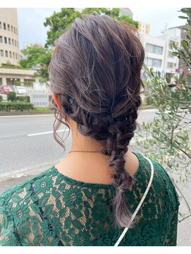 ウルビー(ulbee) 【ulbee/大分/府内町/大手町】ヘアアレンジ