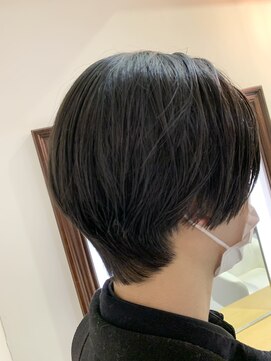 アイズウェスト(I's WEST) 韓国風マッシュスタイル　カット/カラー/ヘッドスパ人気