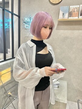 ムード タテマチ(mood tatemachi) あごラインボブ/ハイトーンピンク