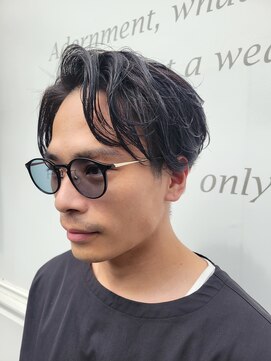 六本木美容室 白金店 センターパート/ハンサムショート/ツーブロック/黒髪/マッシュ
