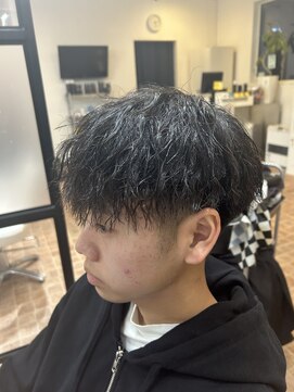 ブロウ(BLOW) ツイストパーマ