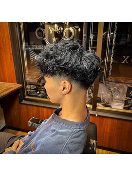 ジョイボックス 東三国店(JOYBOX) スペインカール×スキンフェード