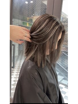 リュストル 町田(LUSTRE) 細め大人ハイライト