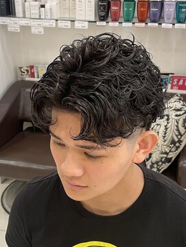 カペリベラ 寝屋川店(Capelli Bella) ラルフカール/スパイラルパーマ/メンズパーマ