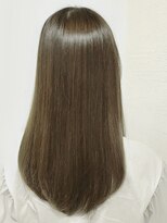 ローグ ヘアー 金町店(Rogue HAIR)&nbsp;ベージュ暗めカラー艶ストレートラウンドレイヤーカット