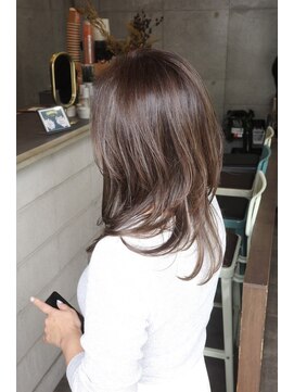 ソグ(sog) 白髪ぼかし/脱白髪染め/ハイライト/白髪をぼかすハイライト